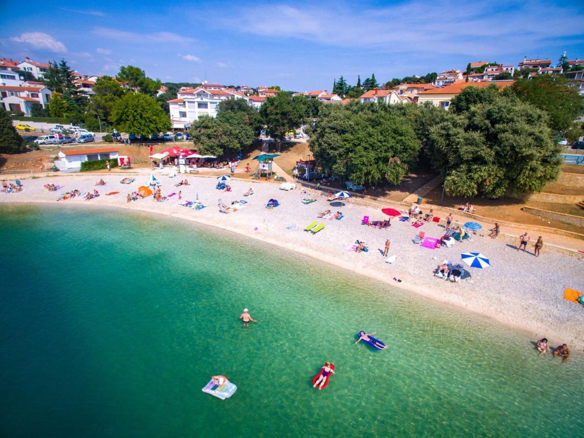 Holiday Apartment 50M From The Beach Pjescana Uvala Eksteriør bilde