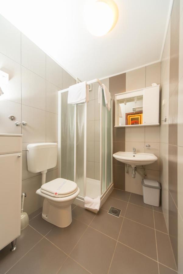 Holiday Apartment 50M From The Beach Pjescana Uvala Eksteriør bilde